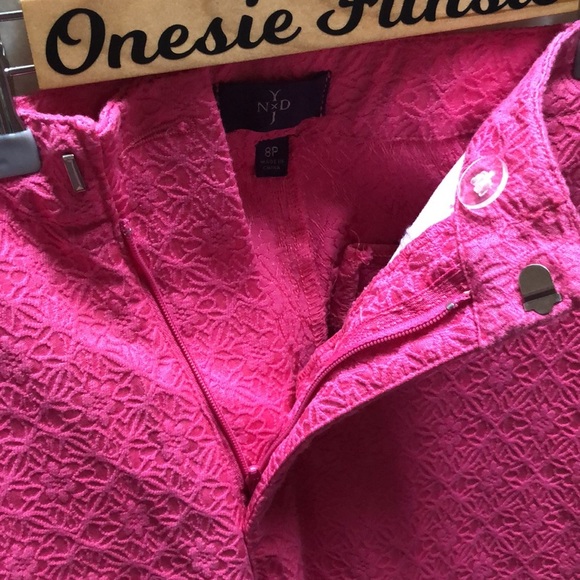 NYDJ Cactus Flower Skimmer Crop Pants, size 8P NWT - Picture 11 of 11